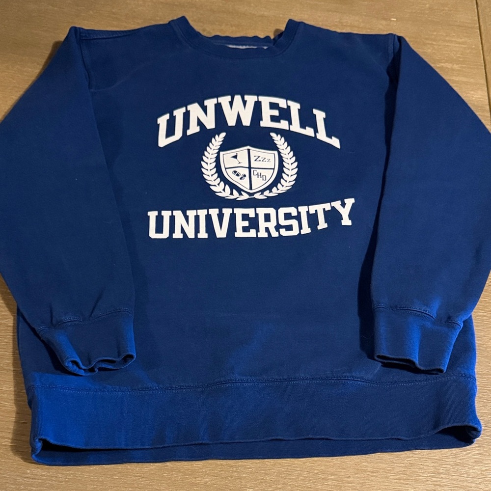 Unwell University Call Her Daddy crewneck medium